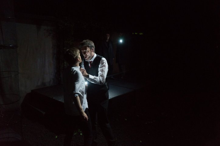 Ieuan Perkins & Stan Carrodus in 'Hamlet' © Daniel Cunliffe